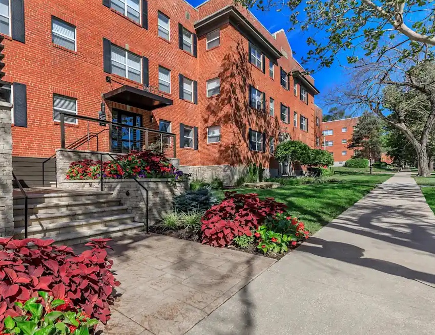 PPR Capital Management Acquires 224-Unit Infinity at Plaza West Apartment Community in Rapidly Growing Kansas City Neighborhood